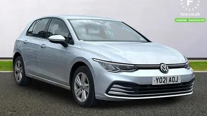 Used VW Golf VIII Life 110 HP (80 kW) 2024 Hatchback