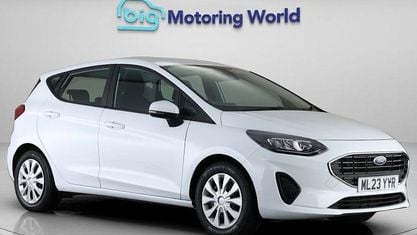 Begagnad Ford Fiesta Trend 101 HK (74 kW) 2022 Vit Halvkombi
