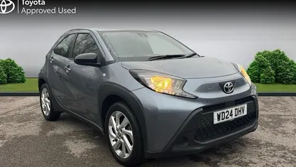 Used Toyota Aygo X PURE 72 HP (52 kW) 2024 SUV