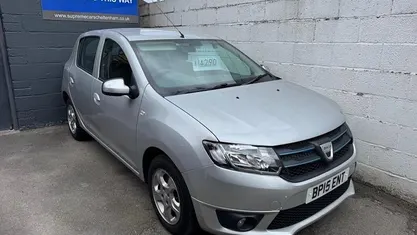 Used Dacia Sandero Lauréate 90 HP (66 kW) 2016 Hatchback