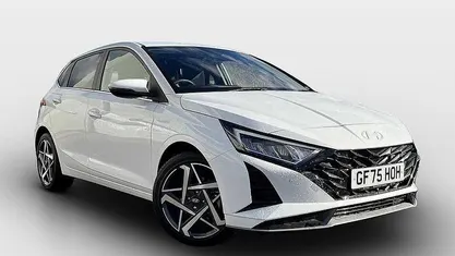 Used 2025 Hyundai i20 Premium Hatchback | £19,999 (Good price)