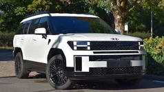 New 2025 Hyundai Santa Fe SUV | £52,600 (Fair price)