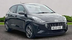 Black Used 2022 Hyundai i10 Premium Hatchback | £14,452 (Fair price)
