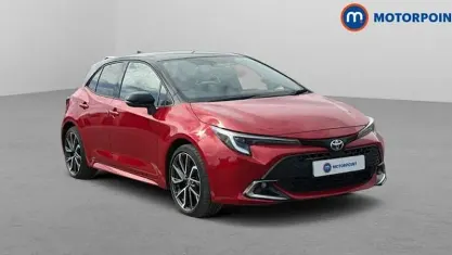 Used Toyota Corolla 140 HP (102 kW) 2024 Red Hatchback