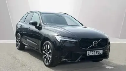 Usado Volvo XC60 Plus 197 HP (144 kW) 2022 Preto SUV