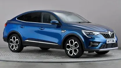 Used Renault Arkana Version S 143 HP (105 kW) 2022 Blue SUV