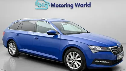 Begagnad Skoda Superb SE 150 HK (110 kW) 2021 Blå Kombi