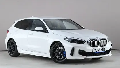 Used BMW 118 M Sport 150 HP (110 kW) 2020 White Hatchback