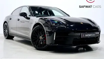 Usado Porsche Panamera 354 HP (260 kW) 2024 Preto Citadino