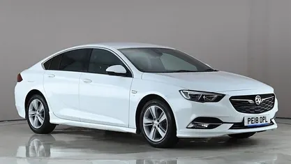 Used Vauxhall Insignia SRi 136 HP (100 kW) 2018 Hatchback