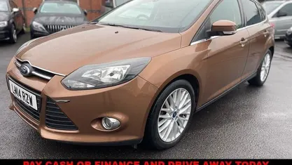 Brown Used 2014 Ford Focus Zetec Hatchback | £3,795 (Fair price)