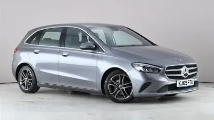 Begagnad Mercedes B180 Executive 136 HK (100 kW) 2020 Grå Minibuss