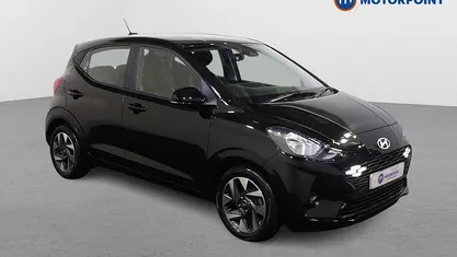 Used Hyundai i10 Advanced 63 HP (46 kW) 2025 Black Hatchback