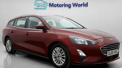 Begagnad Ford Focus Titanium 120 HK (88 kW) 2020 Kombi