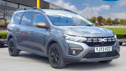 Używany Dacia Jogger Extreme 110 KM (80 kW) 2025 Minivan