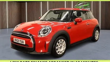 Used Mini ONE Classic 102 HP (75 kW) 2022 Hatchback