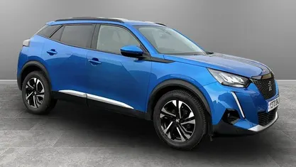 Used Peugeot 2008 Allure Premium 101 HP (74 kW) 2022 SUV