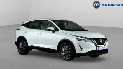 Used Nissan Qashqai Acenta Premium 158 HP (116 kW) 2023 White SUV