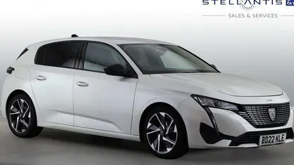 Used Peugeot 308 Allure Premium 131 HP (96 kW) 2023 Hatchback