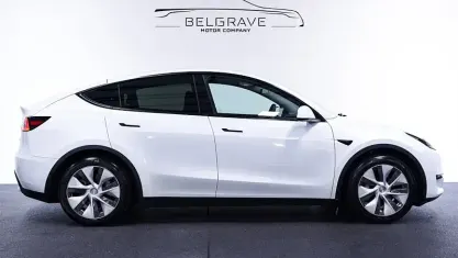 Used Tesla Model Y Standard Range 219 kW (299 HP) 2024 White SUV