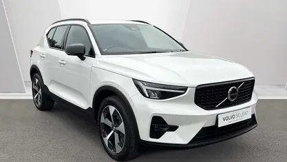 Used Volvo XC40 Plus 163 HP (119 kW) 2025 SUV