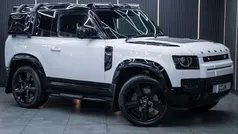 Used 2025 Land Rover Defender SE Dynamic SUV | £58,490 (Good price)