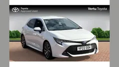 White Used 2022 Toyota Corolla Design Hatchback | £19,096 (Fair price)