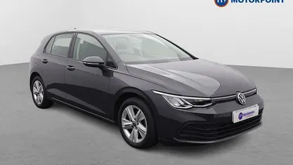 Used VW Golf VIII Life 150 HP (110 kW) 2022 Hatchback