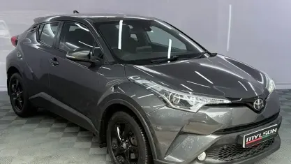 Used Toyota C-HR 116 HP (85 kW) 2019 Grey SUV