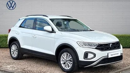 Used VW T-Roc Life 110 HP (80 kW) 2024 SUV