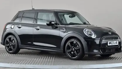 Used Mini Cooper S Comfort 178 HP (130 kW) 2022 Black Hatchback
