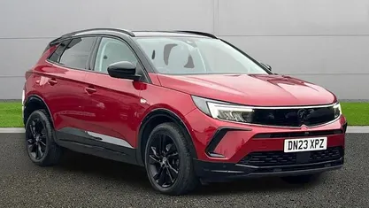 Used Vauxhall Grandland X S 131 HP (96 kW) 2023 Red SUV