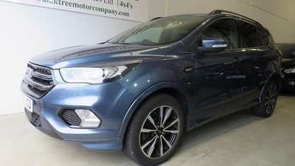 Usado Ford Kuga ST-Line 180 HP (132 kW) 2019 Azul SUV