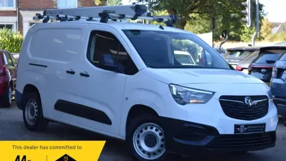 Used Vauxhall Combo Edition 101 HP (74 kW) 2019 White MPV
