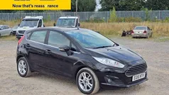 Black Used 2016 Ford Fiesta Zetec Hatchback | £8,788 (Fair price)