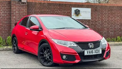 Used Honda Civic Sport 99 HP (72 kW) 2016 Red Hatchback
