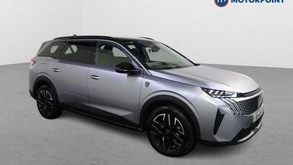 Usado Peugeot 5008 GTi 145 HP (106 kW) 2025 Cinzento SUV