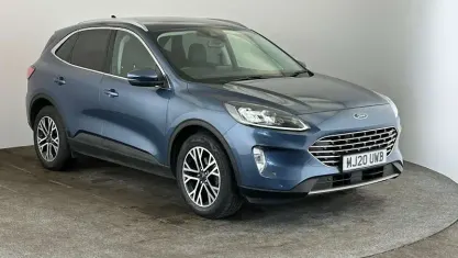 Used Ford Kuga Titanium 120 HP (88 kW) 2020 Blue SUV