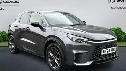 Usado Lexus LBX 136 HP (100 kW) 2026 SUV