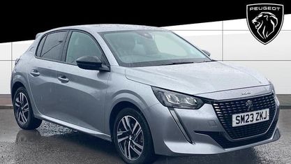 Begagnad Peugeot 208 Allure+ 102 HK (75 kW) 2023 Halvkombi