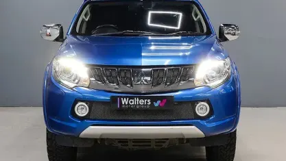 Used Mitsubishi L200 181 HP (133 kW) 2017 Blue Pickup