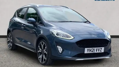 Usado Ford Fiesta Active X 125 CV (91 kW) 2021 Azul Utilitario