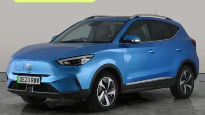 Begagnad MG ZS Trophy 114 kW (156 HK) 2023 Blå SUV
