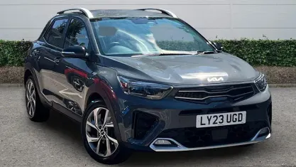 Used Kia Stonic GT-Line 101 HP (74 kW) 2024 SUV