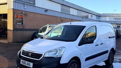 Used 2016 Peugeot Partner S MPV | £3,750 (Fair price)