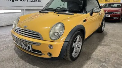 Used Mini ONE 98 HP (72 kW) 2008 Yellow Hatchback