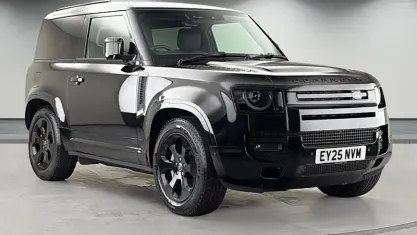 Gebraucht Land Rover Defender HSE Dynamic 350 PS (257 kW) 2024 Schwarz SUV