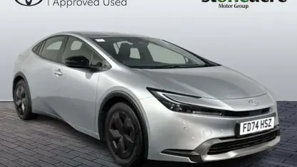 Used Toyota Prius Design 223 HP (164 kW) 2026 Silver Hatchback