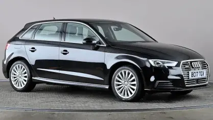 Używany Audi A3 e-tron Premium 150 KM (110 kW) 2017 Czarny Hatchback