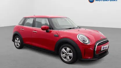 Used Mini Cooper Classic 136 HP (100 kW) 2022 Red Hatchback